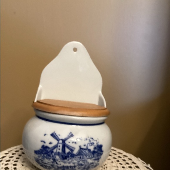 Porcelain Hanging Keeper - Picture 2 of 2